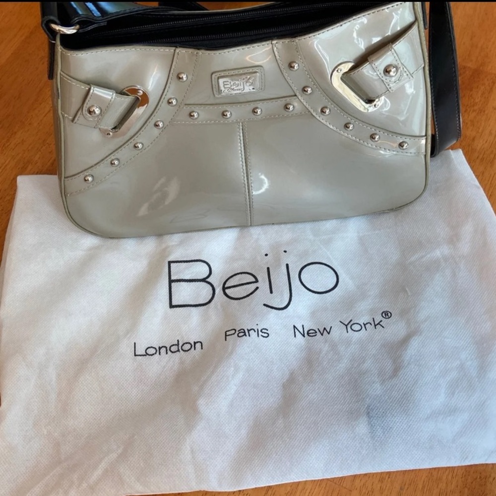 Beijo Classic Leather Silver/Gray Shoulder Purse